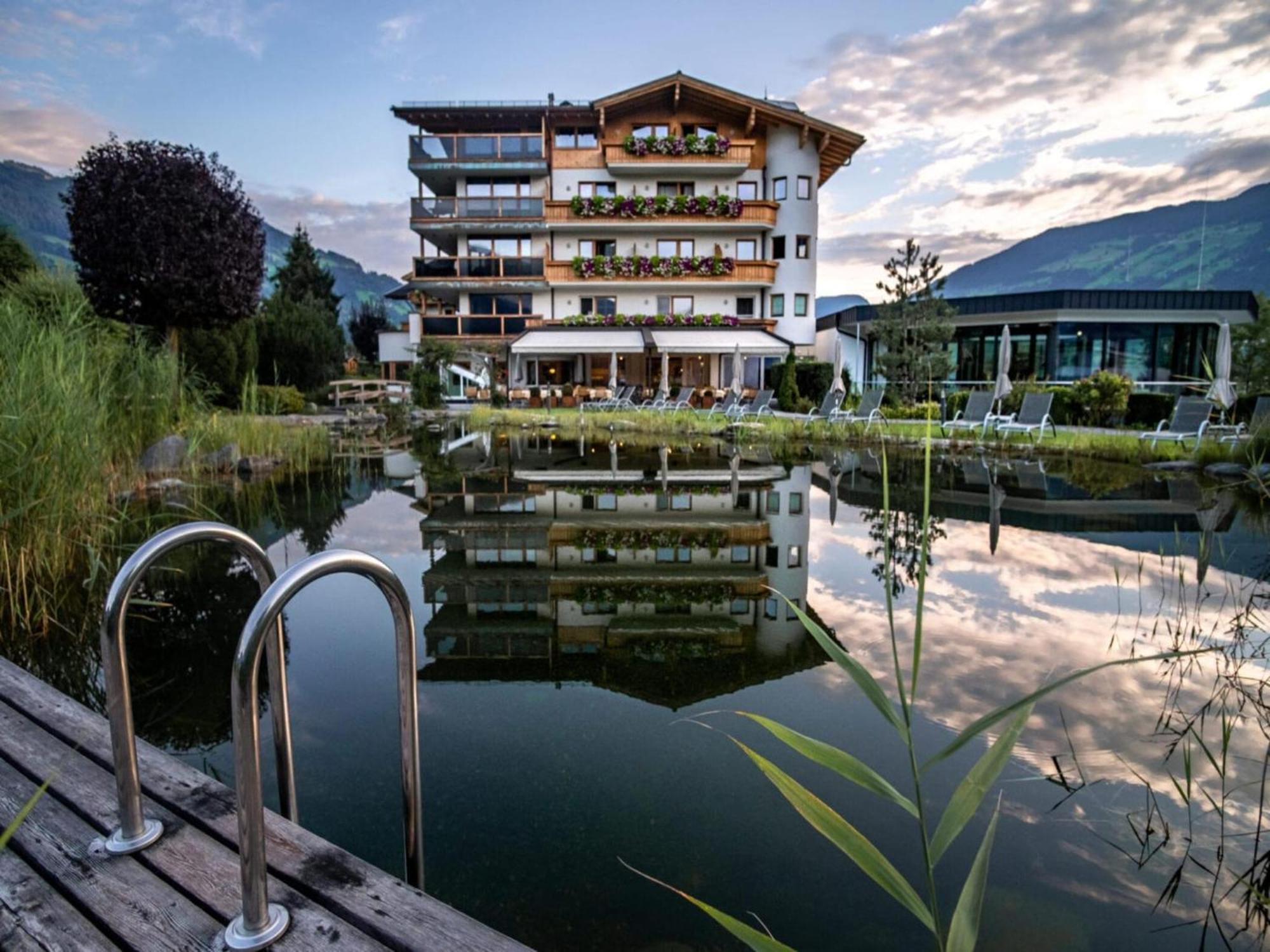 Apartment In Fuegen With A Garden Exterior foto
